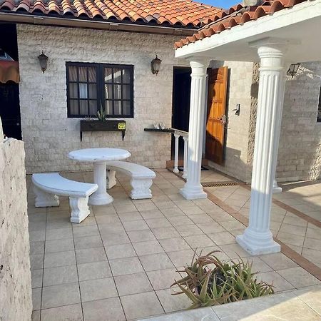 3-Bedroom Villa With A Jacuzzi Noord Exterior photo